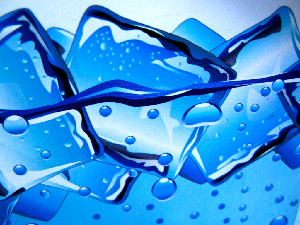 Agua con hielo
