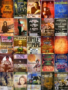 mural de carteles callejeros en Sevilla