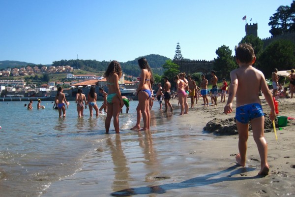 domingo en la playa de parador baiona verano 2013 2