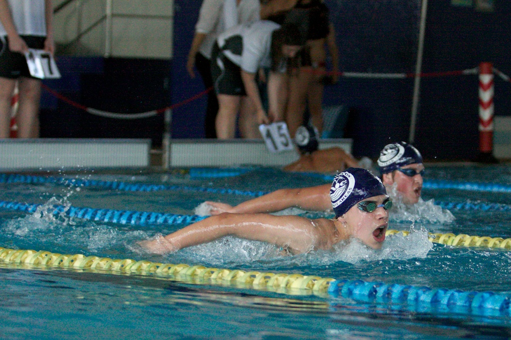 Festival de Natación CNP · Competición
