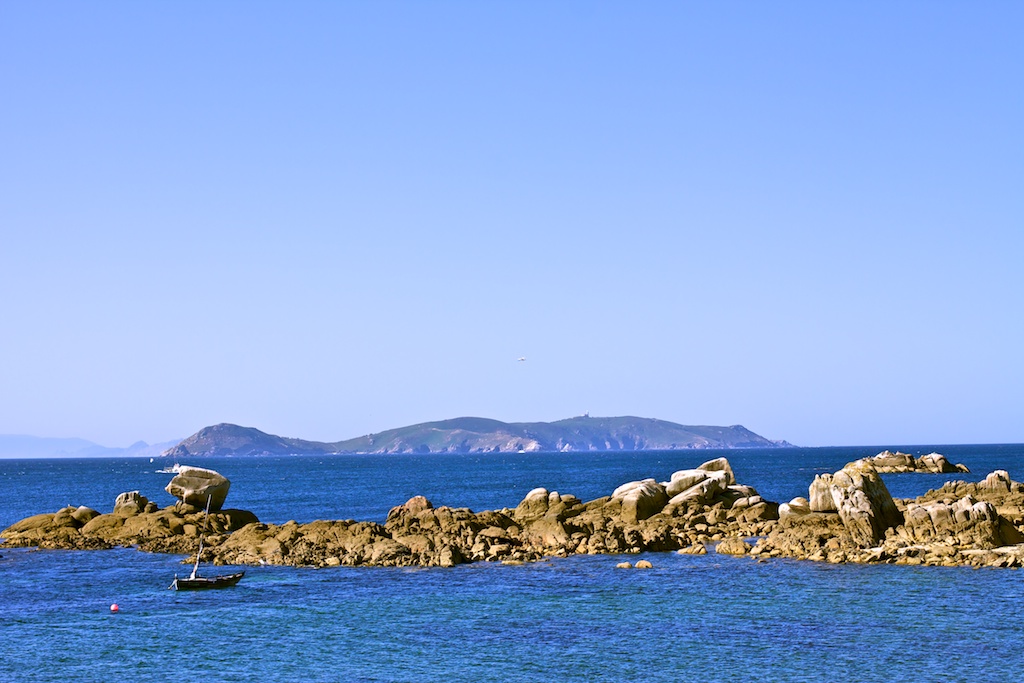 Isla de Ons desde San Vicente do Mar