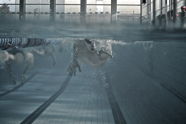 Liga benjamin y alevin en Club Natación Ponteareas 2013 - fotos bajo el agua 5