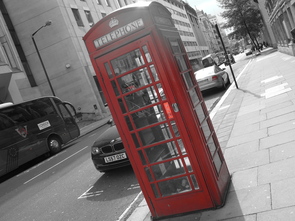 London in red (V) · cabins