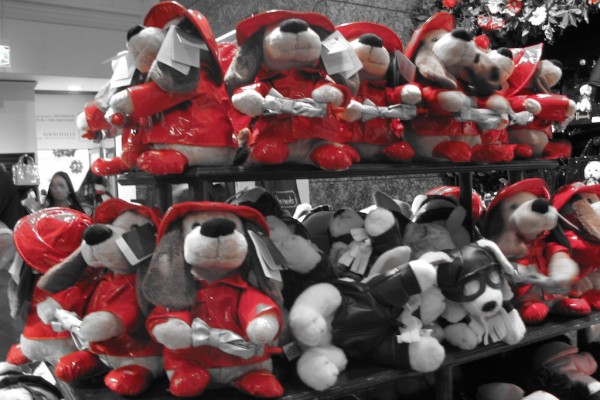 london in red · harrods dogs