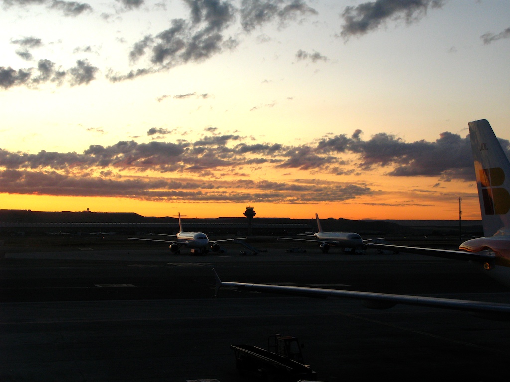 Amanecer en Barajas
