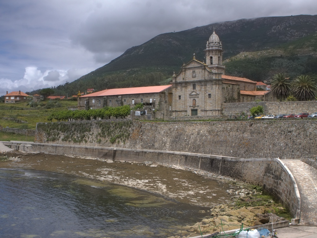 Monasterio de Oia