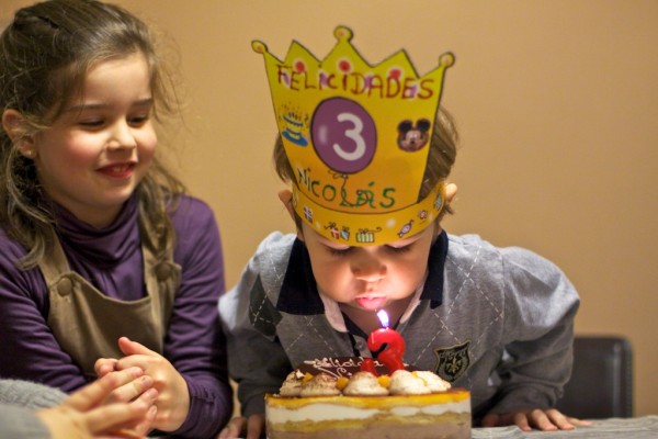 nicolas cumple tres 2012