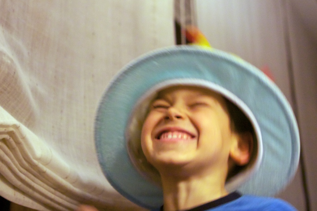 Nico cumple seis órbitas al Sol