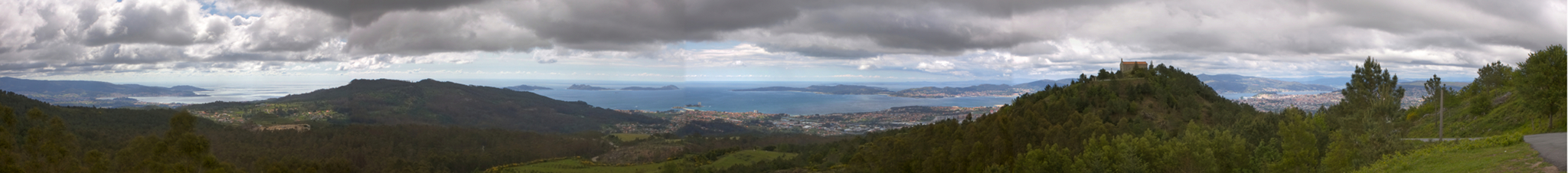 Rías de Baiona y de Vigo desde el Monte Cepudo