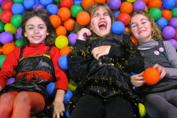 paula sara paula carnaval y bolas