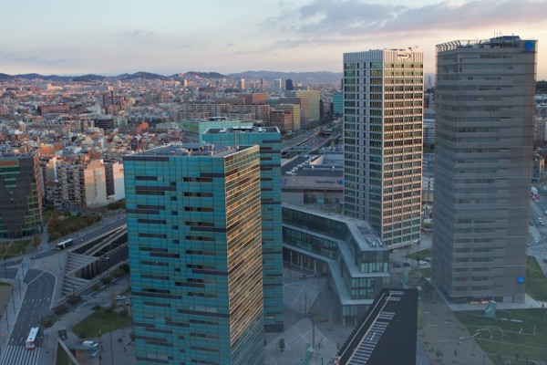 plaza de europa hospitalet del llobregat vistas desde mi ventana hotel portafira (amanecer)