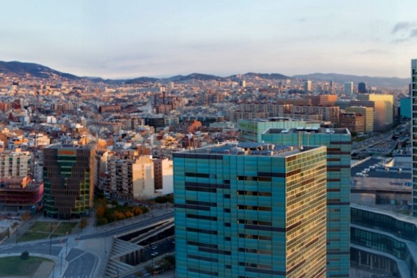 plaza de europa hospitalet del llobregat vistas desde mi ventana hotel portafira (panoramica)