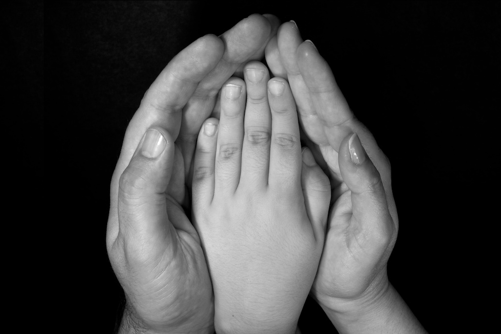 Retratos de manos II · Maite, Pablo y Agus