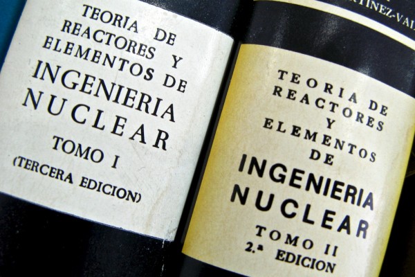 teoria de reactores y elementos de ingenieria nuclear