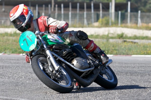 trofeo gallego de motos clasicas 2010 (circuito go-kart porriño)