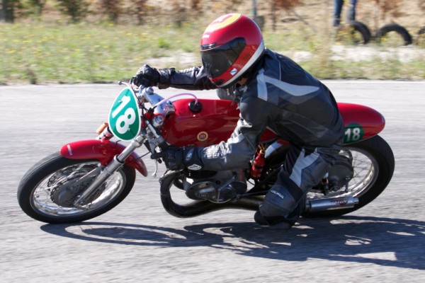 trofeo gallego de motos clasicas 2010 (circuito go-kart porriño)