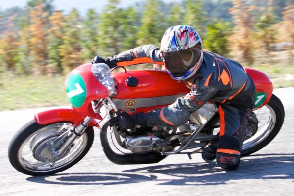 trofeo gallego de motos clasicas 2010 (circuito go-kart porriño)