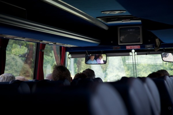 viaje izasa oporto reflejos (1) autobús