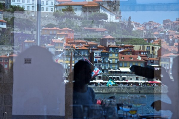 viaje izasa oporto reflejos (2) orilla del douro